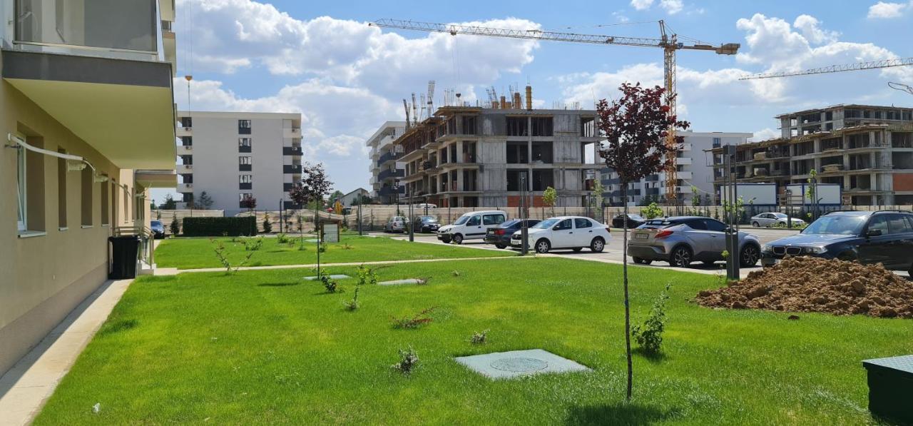 Studio Spatios,Intim+ Loc Parcare Propriu,Vedere Panoramica,Utilat De Lux Bukarest Exteriör bild