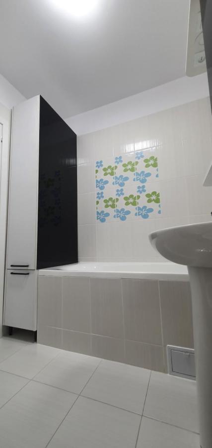 Studio Spatios,Intim+ Loc Parcare Propriu,Vedere Panoramica,Utilat De Lux Bukarest Exteriör bild