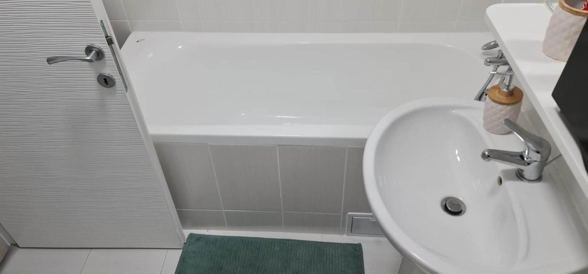 Studio Spatios,Intim+ Loc Parcare Propriu,Vedere Panoramica,Utilat De Lux Bukarest Exteriör bild